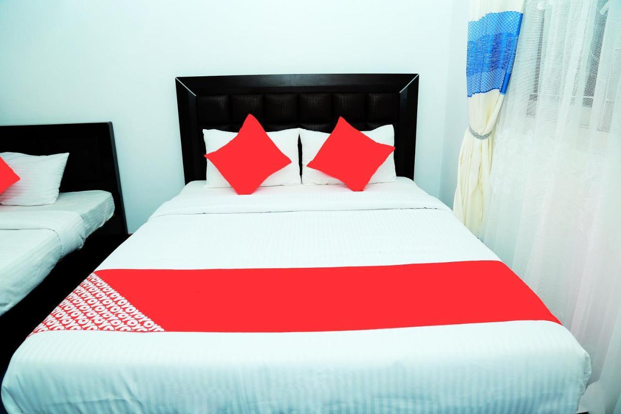 Oyo 238 Selva'S Guest House Нувара-Элия Экстерьер фото
